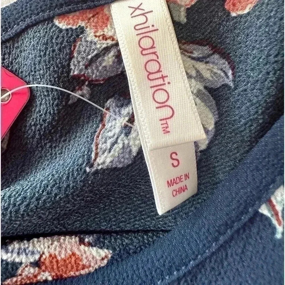 Xhilaration Floral Jumpsuit - Picture 5 of 9